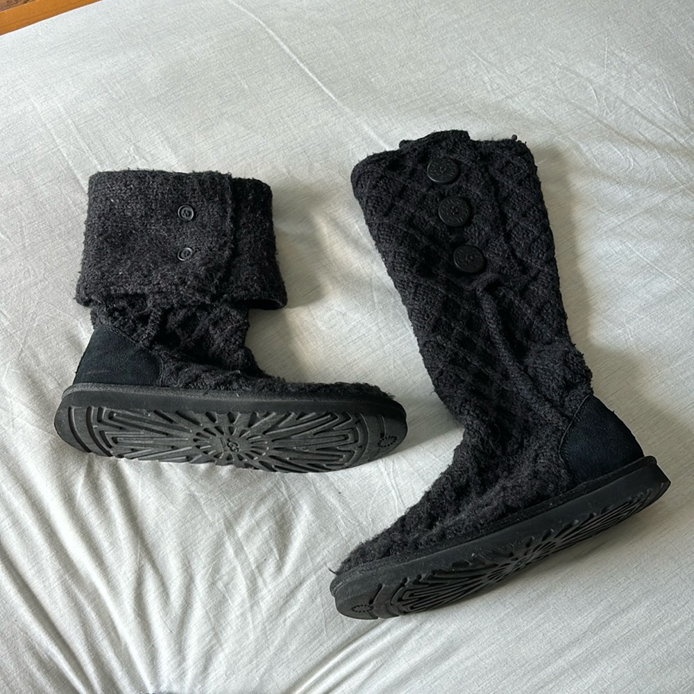 Ugg Bailey Button 3 Button Knit Black Boots Size 8